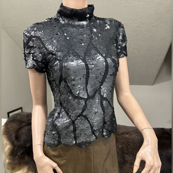 Elegant Black Matte Sequins Top Mock Neck Short Sleeve Shirt - Picture 3 of 10